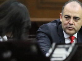 “Si quiero no pago y no me pasa nada”: Gaona aviva la polémica por corrido en el Congreso.