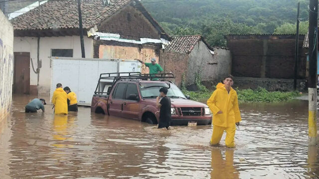 Foto: Facebook Bomberos Purepechas