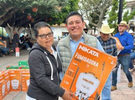 Entrega Gobierno de Churintzio 100 fumigadoras a productores del municipio