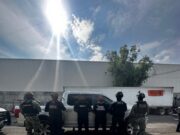 Detienen a dos sujetos con armas y drogas, en Pénjamo