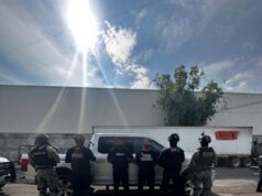 Detienen a dos sujetos con armas y drogas, en Pénjamo