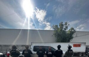 Detienen a dos sujetos con armas y drogas, en Pénjamo