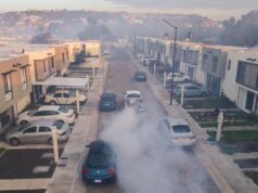 GOBIERNO MUNICIPAL REFUERZA FUMIGACIÓN CONTRA EL MOSQUITO EN DISTINTAS COLONIAS