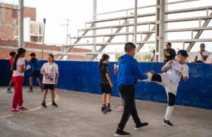 GOBIERNO MUNICIPAL FORTALECE CENTROS COMUNITARIOS CON CURSOS Y TALLERES