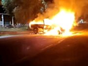 Enfrentamiento armado y vehiculo en llamas, en Zinapécuaro