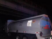 Aseguran pipa con 21 mil litros de hidrocarburo en Pénjamo