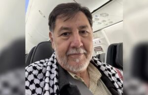 Noroña viaja a Cuba para participar en actos por natalicio de Fidel Castro