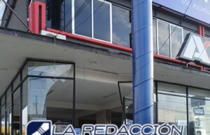 Tormenta provoca daños en negocio de pisos y azulejos en La Piedad