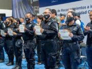 Reconocen a 23 policías de Irapuato por detener a presuntos ladrones de comercios