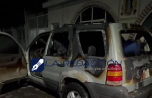 Lanzan bomba molotov contra vehículo de periodista en Jiquilpan