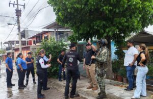 Instruye Bedolla reforzar medidas preventivas en la Sierra-Costa por el huracán Polo