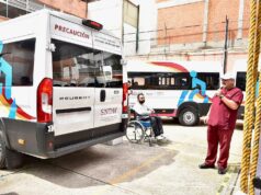 Garantizan transporte gratuito para continuidad en terapias de personas con discapacidad