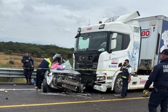 Muere automovilista tras brutal encontronazo en Libramiento Oriente