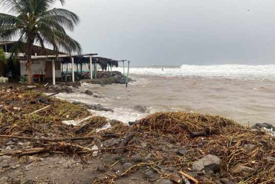 Pide Segob suspender corridas de autobuses en la Costa de Michoacán