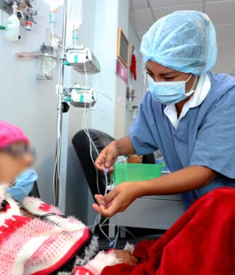 Diagnóstico oportuno y tratamientos gratuitos, claves para superar el cáncer
