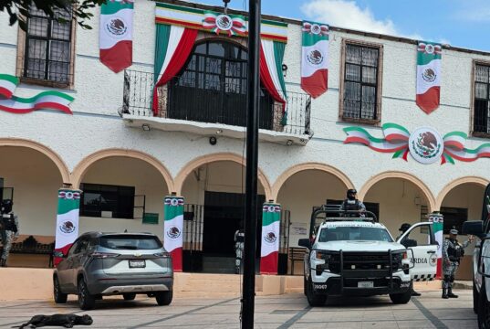 Churintzio reduce prima vacacional a funcionarios; dos regidoras votan en contra