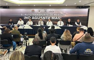 Transportistas anuncian paro nacional indefinido a partir del lunes 26 de octubre